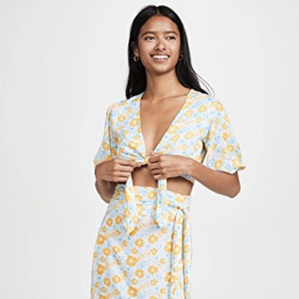 Coolchange Bonnie Tie Front Top